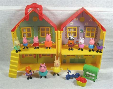 Peppa Pig Deluxe House Playset With Figures And Pieces | eBay in 2021 | Peppa pig movie, Peppa ...