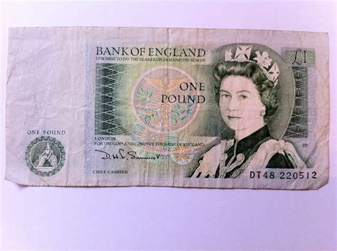 £1 note | One pound note | Howard Lake | Flickr