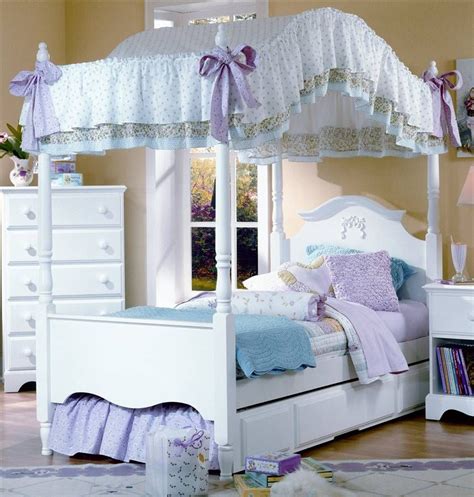 So pretty!! | Girls bed canopy, Canopy bedroom sets, Twin canopy bed