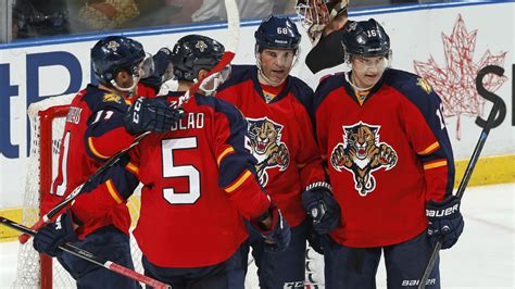 Jagr leads Panthers over Devils to close season