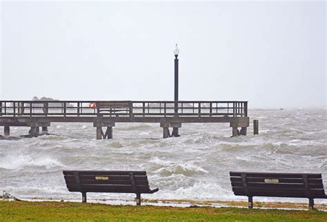 Hurricane Ian: Southport sustains flooding, minor damage | News ...