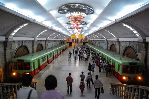 The opulent Pyongyang Metro : r/NorthKoreaPics