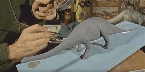 Watch a Model Maker Construct a Stop-Motion Dinosaur in Fantastic Vintage Video - PopOptiq
