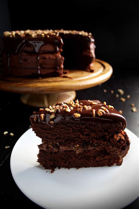 Chocolate Turtle Cake with Caramel Pecans and Chocolate Ganache | wyldflour