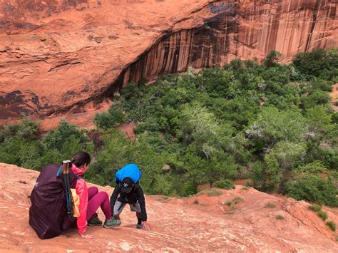 Ultimate Hiking Guide to Coyote Gulch in Utah - Aloha Adrian