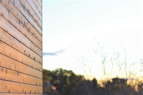 WHY ARE EXTERIOR WOOD SIDING SO POPULAR?