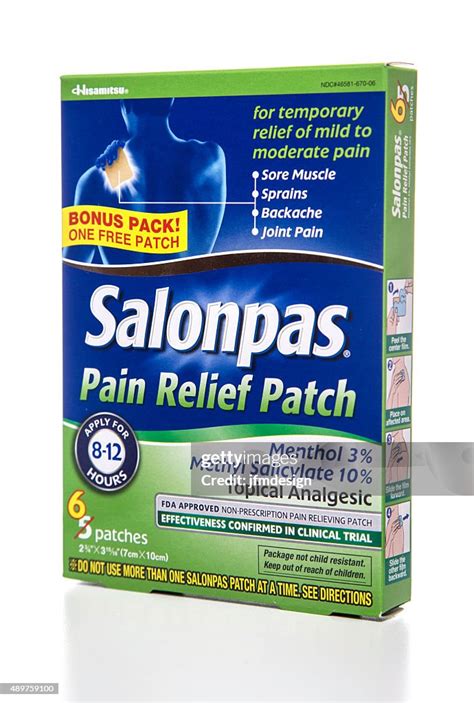 Salonpas Pain Relief 6 Patches Box High-Res Stock Photo - Getty Images