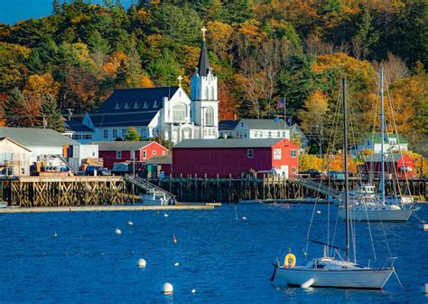 Most Charming Small Maine Towns and Villages to Visit