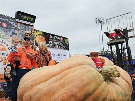 World's Largest Pumpkin Crowned In Half Moon Bay | Half Moon Bay, CA Patch