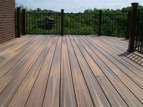 A well constructed deck will add value to any property. | Building a ...