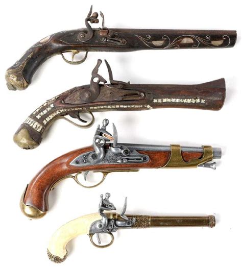 REPLICA FLINTLOCK PISTOL LOT OF 4