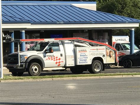 U-Haul Ford Service Ramp Truck | A Ford Super Duty truck, fi… | Flickr