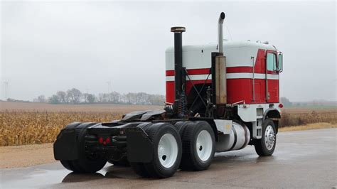 1976 White Freightliner FLA 8664T Truck for Sale at Auction - Mecum ...