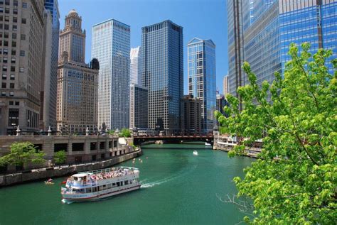 Here are the best places to live in Chicago Neighborhoods