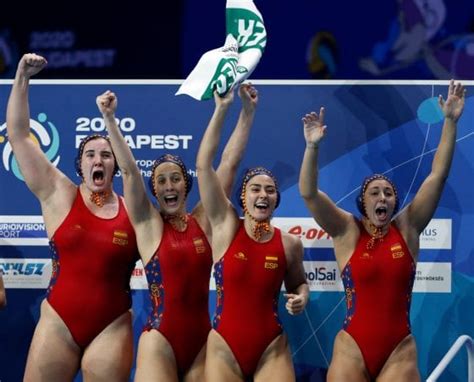 Spain edges out Hungary and reaches gold medal match - Total Waterpolo