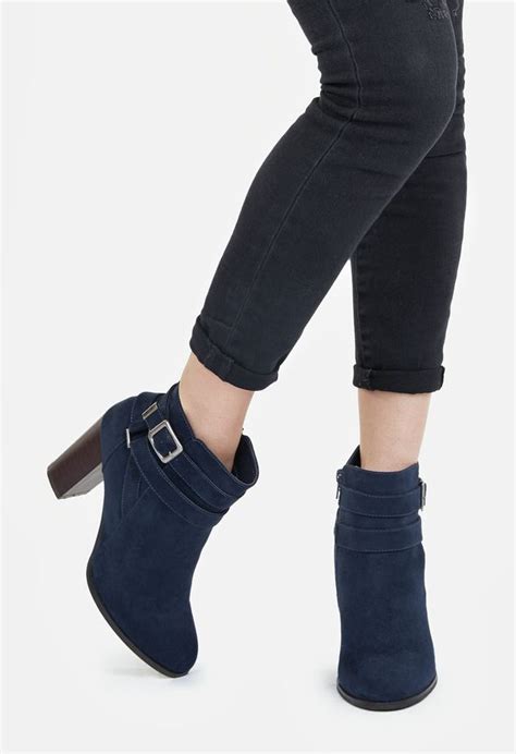 Reni in Reni - Get great deals at JustFab