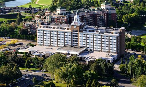 The Garden City Hotel, Long Island - HotelTonight