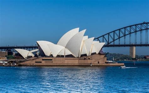 23 Best Man-made landmarks in Australia