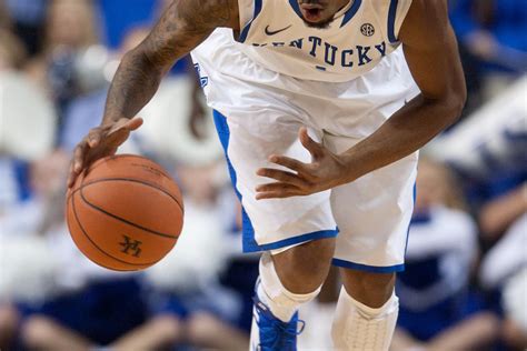 UNC-Asheville Bulldogs at Kentucky Wildcats: Live Game Thread - A Sea Of Blue