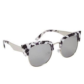 The 10 best sunglasses trends, 50 ways to wear 'em this summer - FASHION Magazine