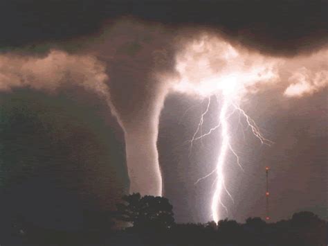 tornado gif - | Lightning photos, Nature, Wild weather