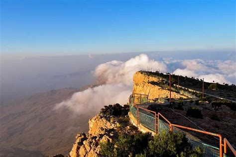 Customized Winter Trip at Gorakh Hill - Porter Pakistan