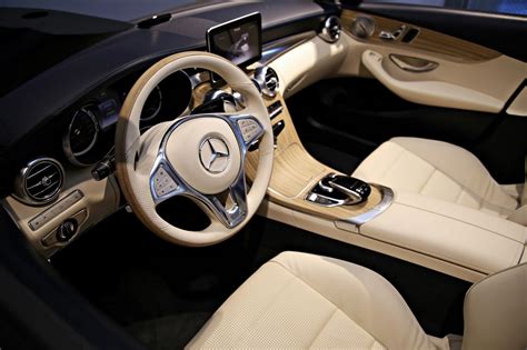 Mercedes-Benz C-Class Cabriolet A205 Interior Unveiled - autoevolution