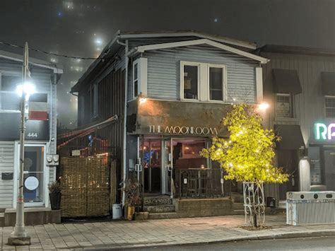 The 7 Best Nightclubs in Ottawa