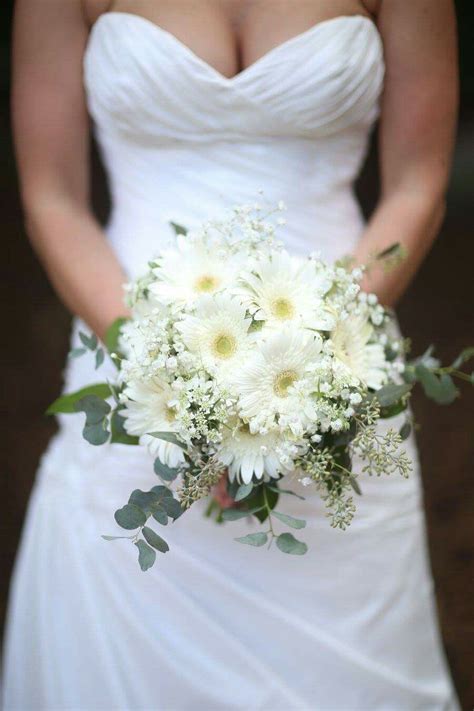 Brides boquet gerbera Daisy's babys breath White Gerber Daisy Bouquet, Gerbera Daisy Wedding ...