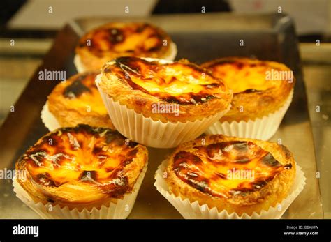 Pastèis de Nata, pudding tartlets, Portuguese pastries, Porto, North Portugal, Europe Stock ...