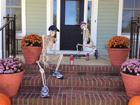 Halloween, skeletons, decorating, racers resting facebook/baxter ...