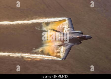 Mach Loop F-35 Stock Photo - Alamy