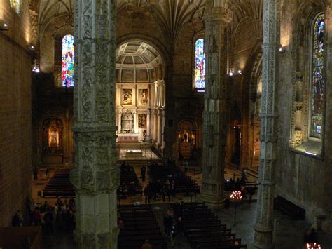 A guide to visiting the Jerónimos Monastery - in Lisbon Portugal | Heather on her travels