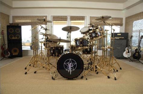 DW Neil Peart Commemorative Drum Kit