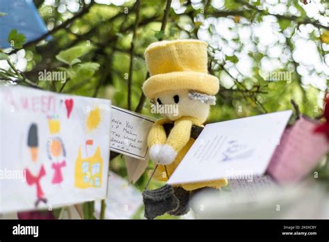 Floral Tributes to Queen Elizabeth II. London, September 2022 Stock Photo - Alamy