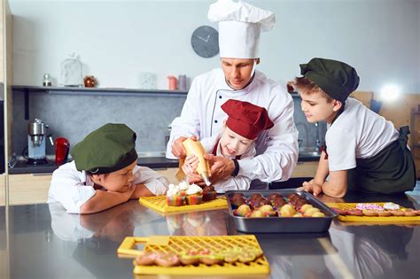 The 9 Best Cooking Schools in NYC - CourseHorse