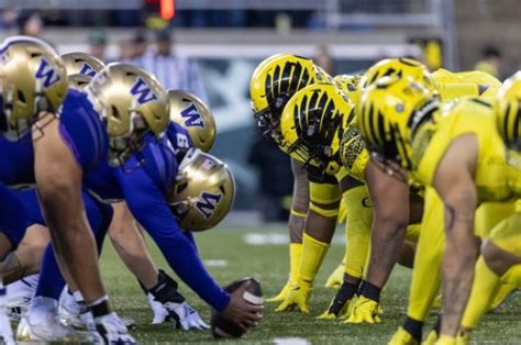 No. 7 Washington vs. No. 8 Oregon: Pac-12 Showdown for Ranking ...