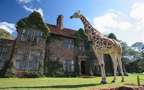 Giraffe Manor - Africa Camps and Lodges - Micato Safaris