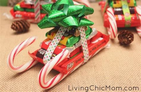 DIY Homemade Candy Cane Sleighs (With images) | Candy cane sleigh ...