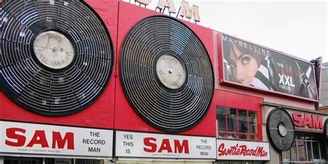 Sam the Record Man sign to spin again near Yonge Dundas Square ...