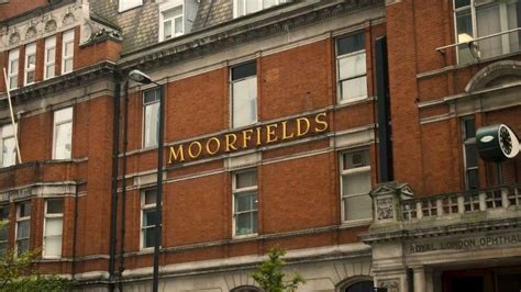 NHS at 70: How Moorfields Eye Hospital changed the world - BBC News