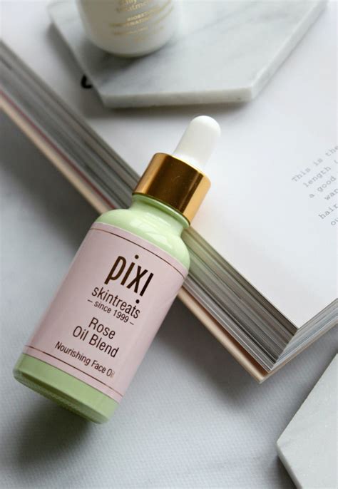 How to Pick the Best Beauty Oil for Your Skin Type - Glamorable