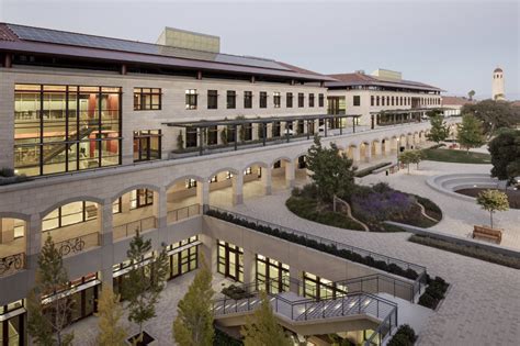 Explore Stanford University's Science and Engineering Quad