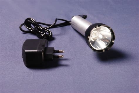 Rechargeable LED Torch Manufacturer and Supplier in Mumbai, Maharashtra