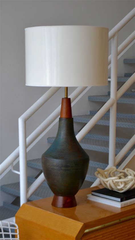 Mid-Century Modern Ceramic Table Lamp at 1stDibs