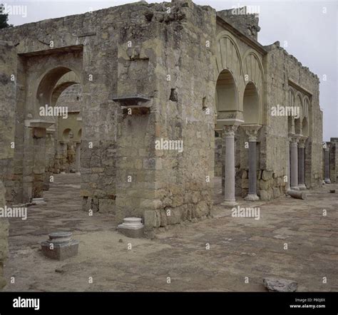 RUINAS DE MEDINA AZAHARA - SIGLO X. Location: MEDINA AZAHARA / MADINAT ...