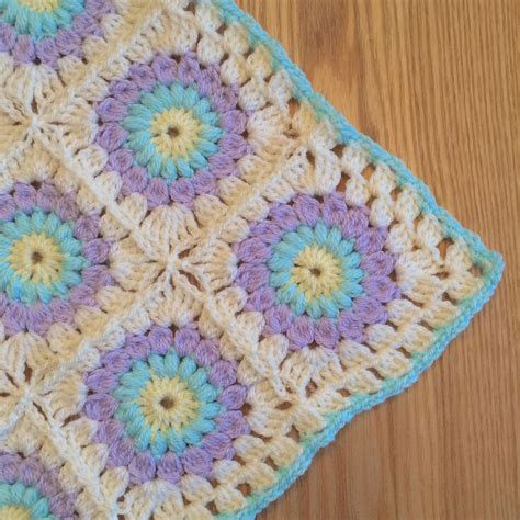 Bella Coco’s Sunburst Blanket tutorial | Crochet patterns free beginner ...