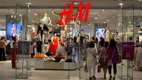 H&M launches new upmarket stores with Nordic-inspired coffee shop