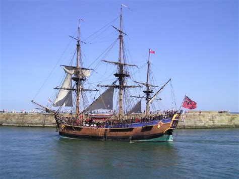 HMS Endeavour replica - Wikipedia