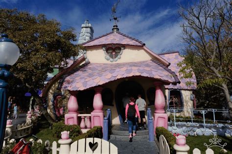 Minnie's House in Disneyland's Toontown